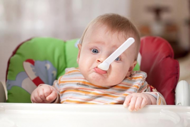 อนามัยโลกเตือน “อาหารทารก” มีน้ำตาลสูงเกิน เสี่ยงปัญหาสุขภาพ