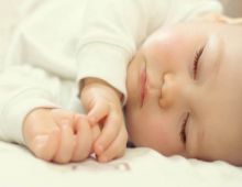 เด็กแรกเกิด-3 เดือนควรนอนมากน้อยแค่ไหน 