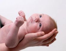 กระหม่อมทารก จุดบอบบางของทารกแรกเกิดที่ควรระวัง!
